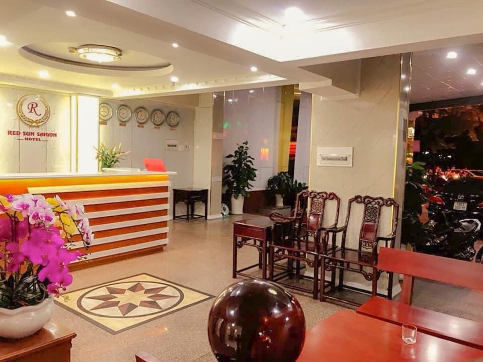 Red Sun Airport Saigon Hotel